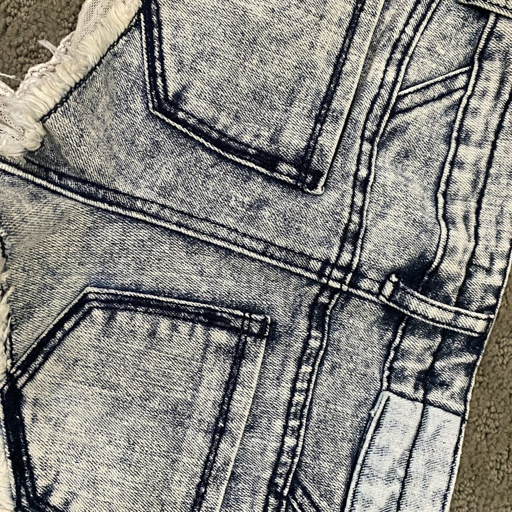 Material Girl Short Shorts - Picture 7 of 10